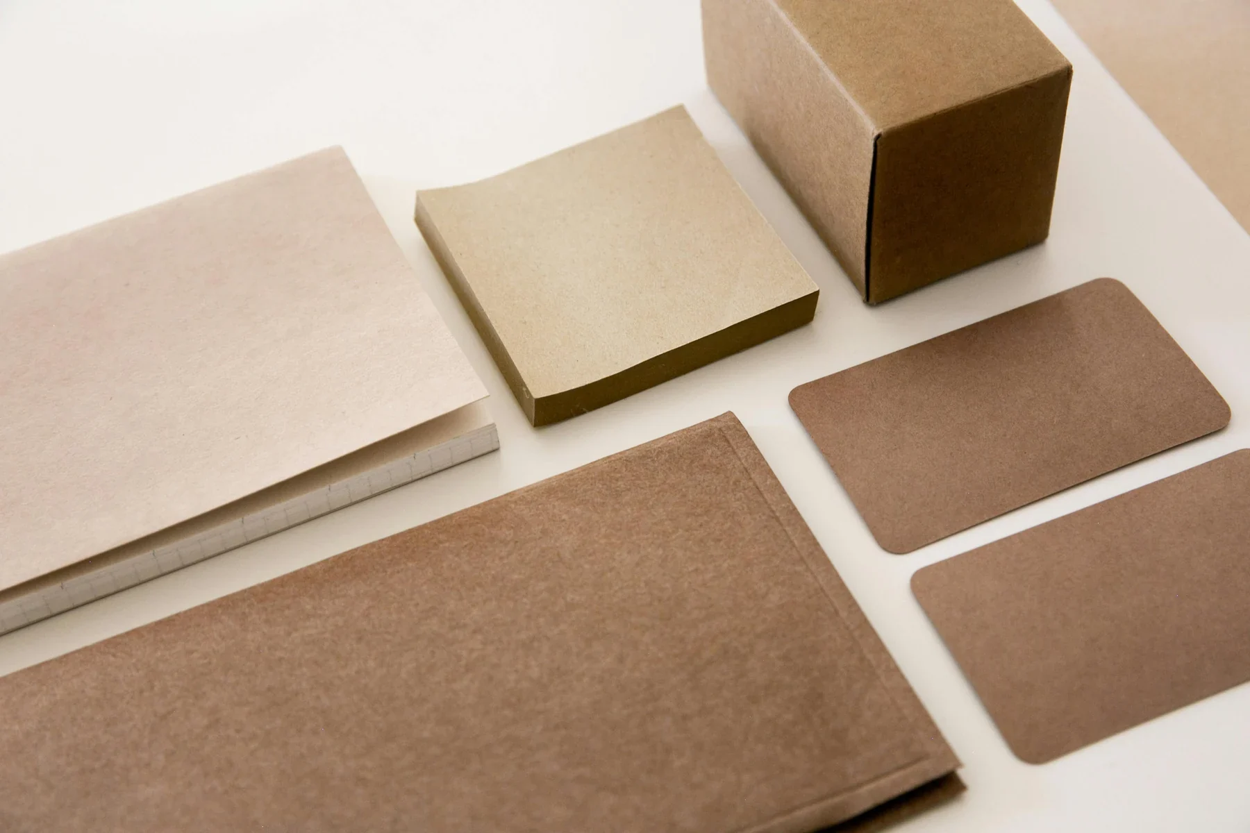 Materiales de papel reciclado